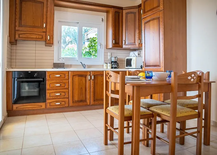 Ionian Mare Lakithra